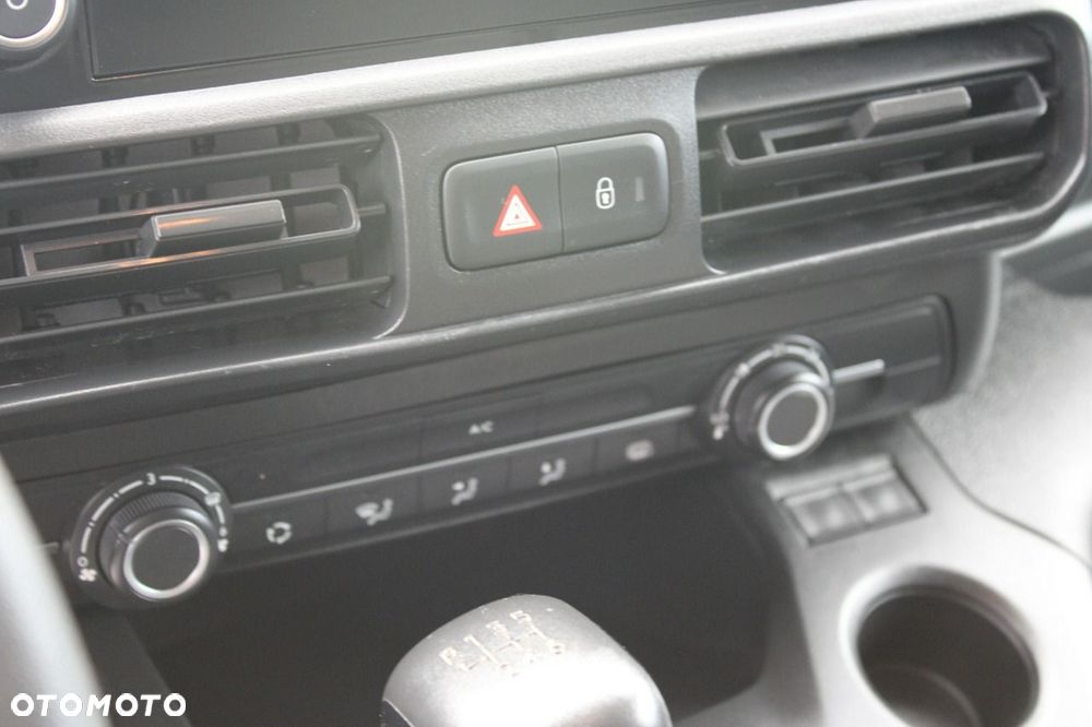 Opel Combo - 22