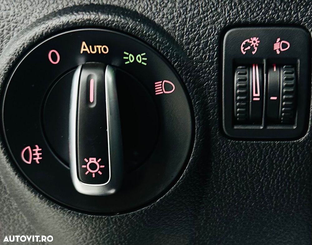 Volkswagen Tiguan 2.0 TDI SCR BlueMotion Technology Sport & Style - 12