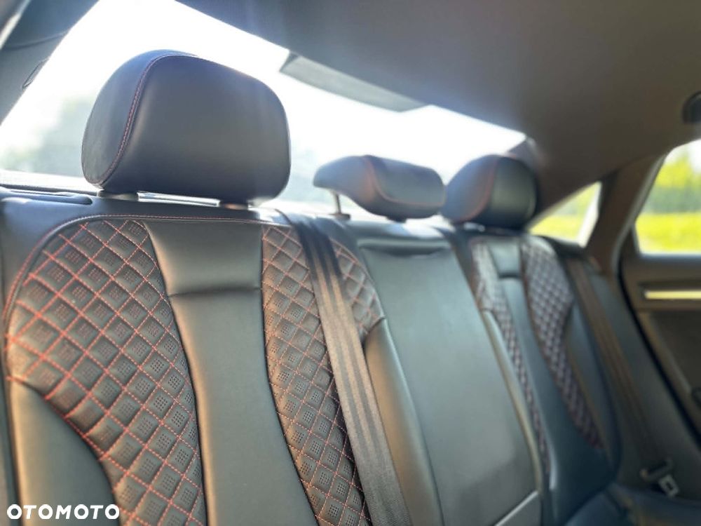 Audi RS3 Limousine 2.5 TFSI Quattro S tronic - 17