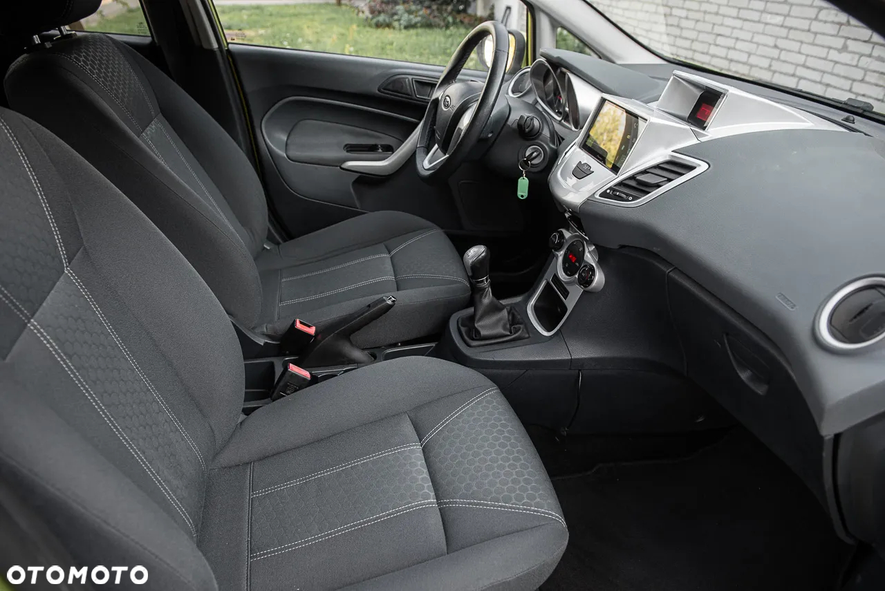 Ford Fiesta 1.6 Sport - 27