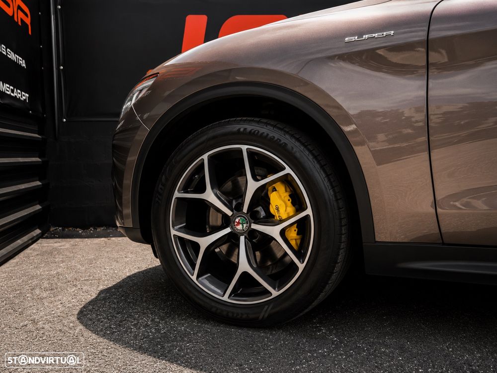 Alfa Romeo Stelvio 2.2 16V AT8 Super - 6