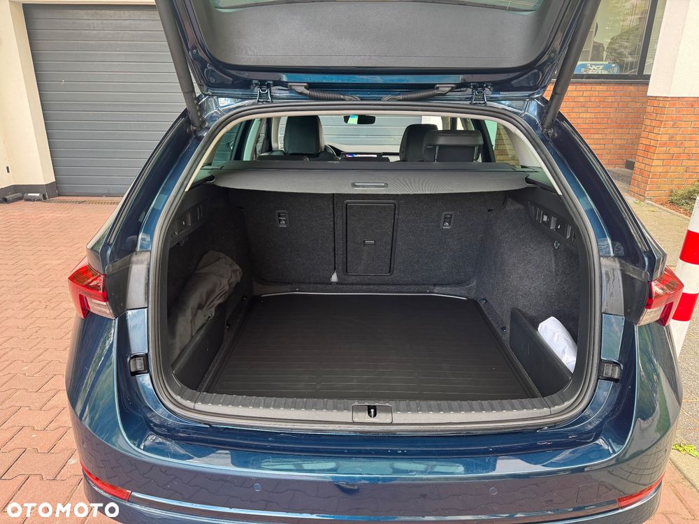 Skoda Octavia 2.0 TDI DSG 4x4 Style - 20