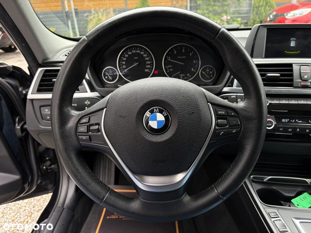 BMW Seria 3 320d Advantage - 22