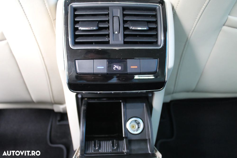 Skoda Superb 2.0 TDI DSG Style - 21