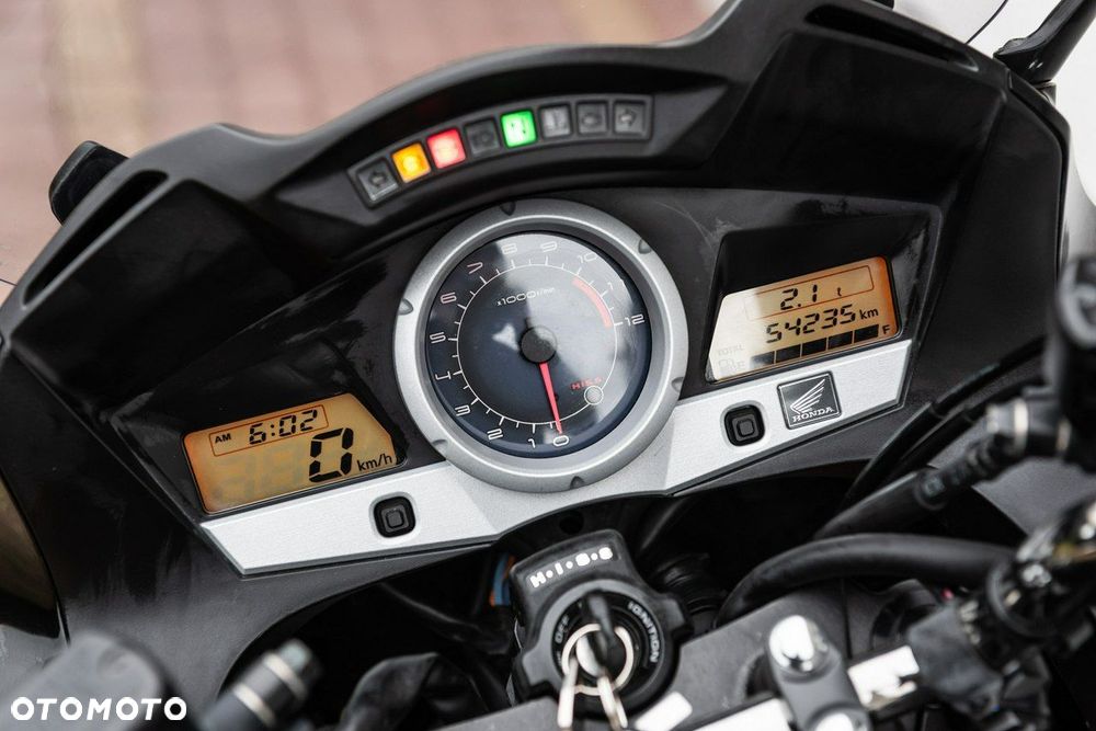 Honda CBF - 9