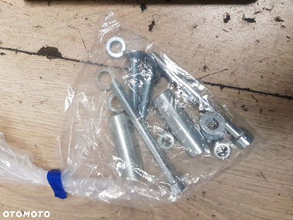 Stelaż pod kufer centralny Sym VS125 VS150 - 5