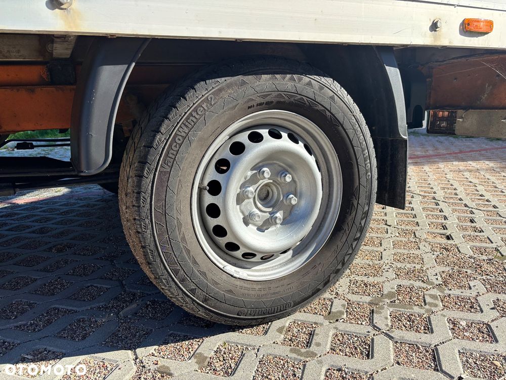 Mercedes-Benz Sprinter - 25