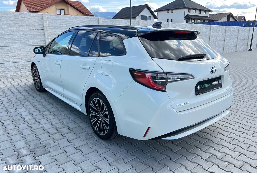 Toyota Corolla 1.8 HSD Exclusive interior Negru - 9