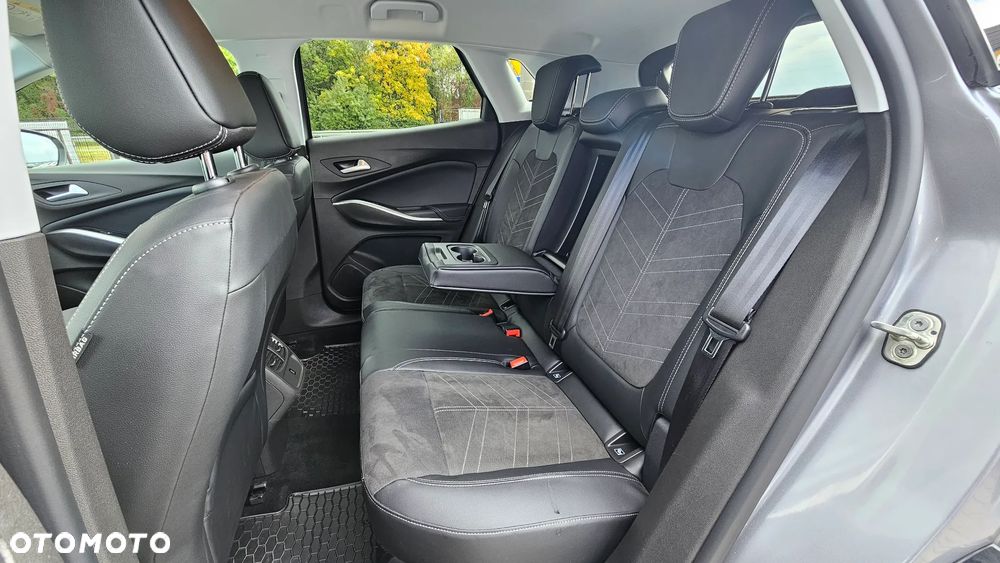 Opel Grandland 1.2 T GS S&S - 8