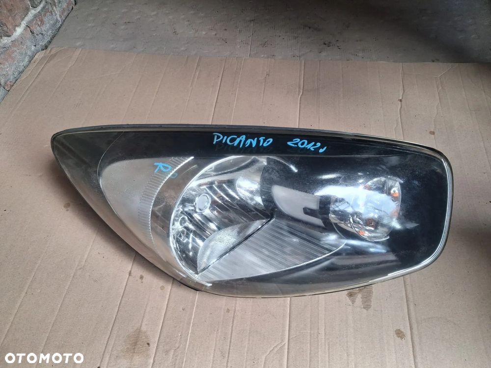 Lampa KIA PICANTO II  lewa prawa  OE - 1