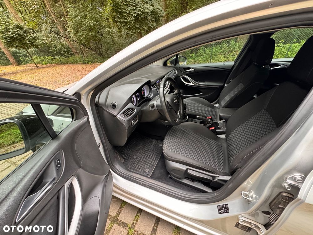 Opel Astra 1.2 T Edition S&S - 7