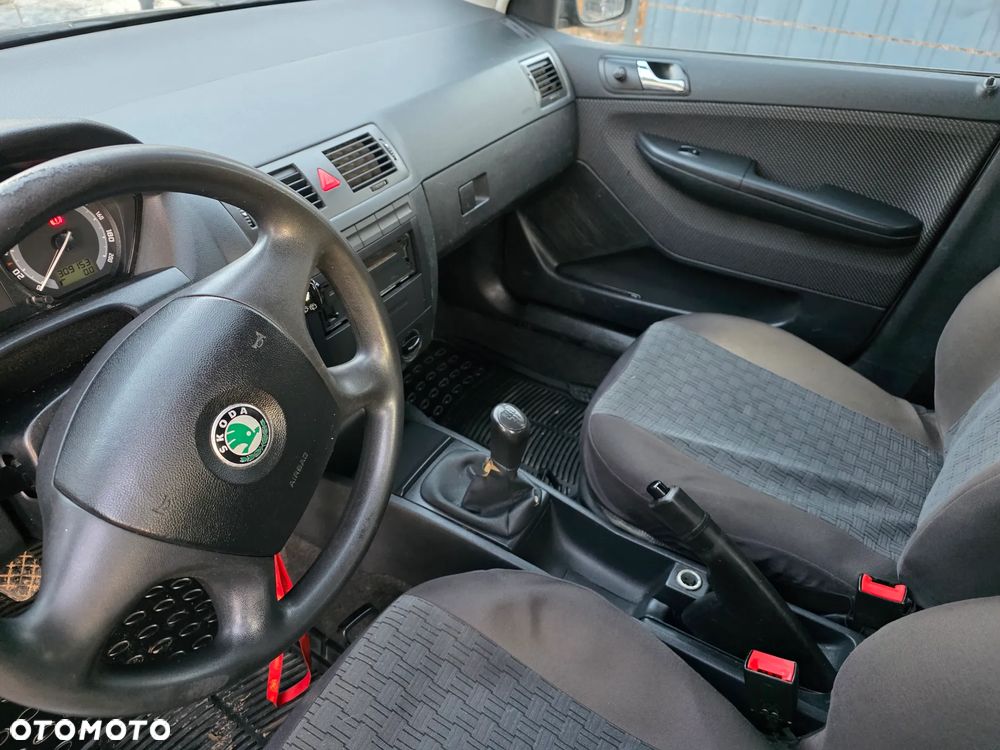 Skoda Fabia 1.2 12V Fresh - 6