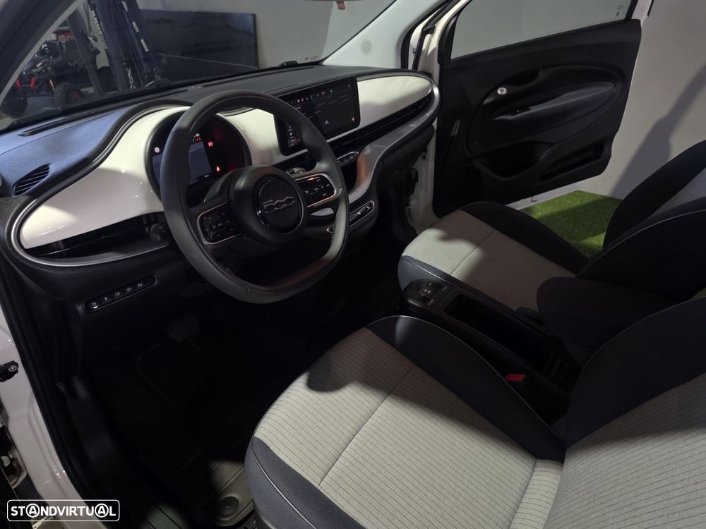 Fiat 500e - 19