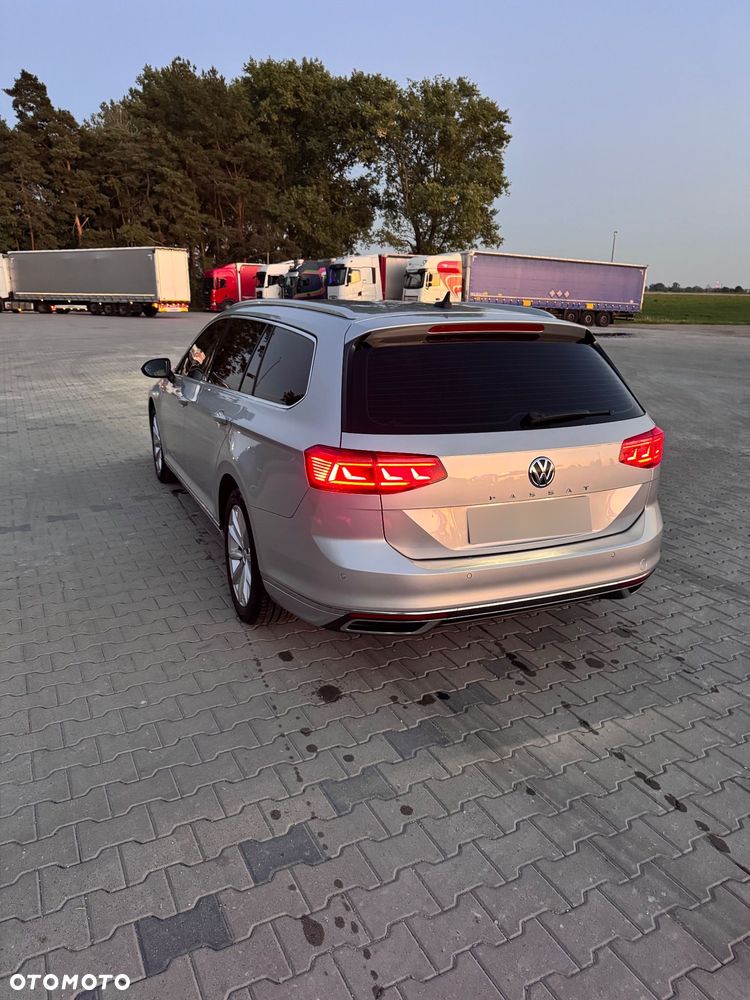 Volkswagen Passat - 6