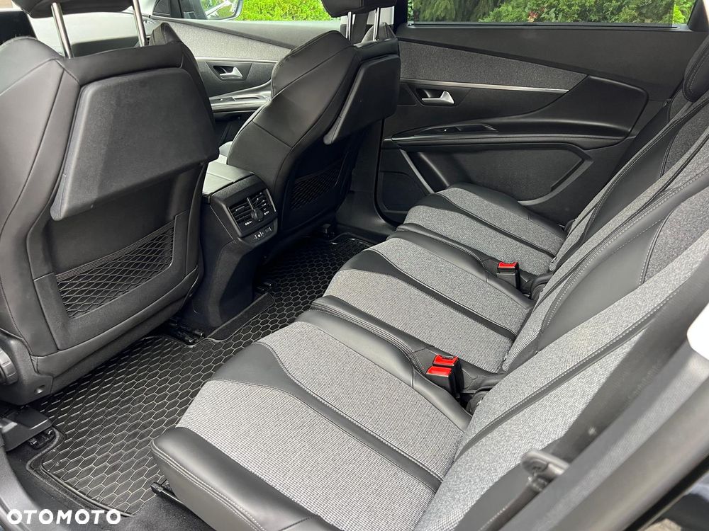 Peugeot 5008 2.0 HDi Business Line 7os - 32