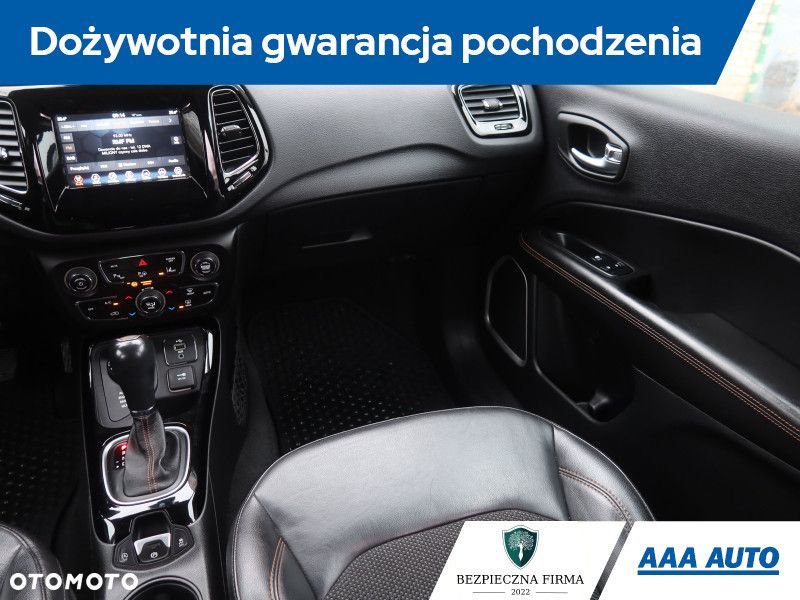 Jeep Compass - 9