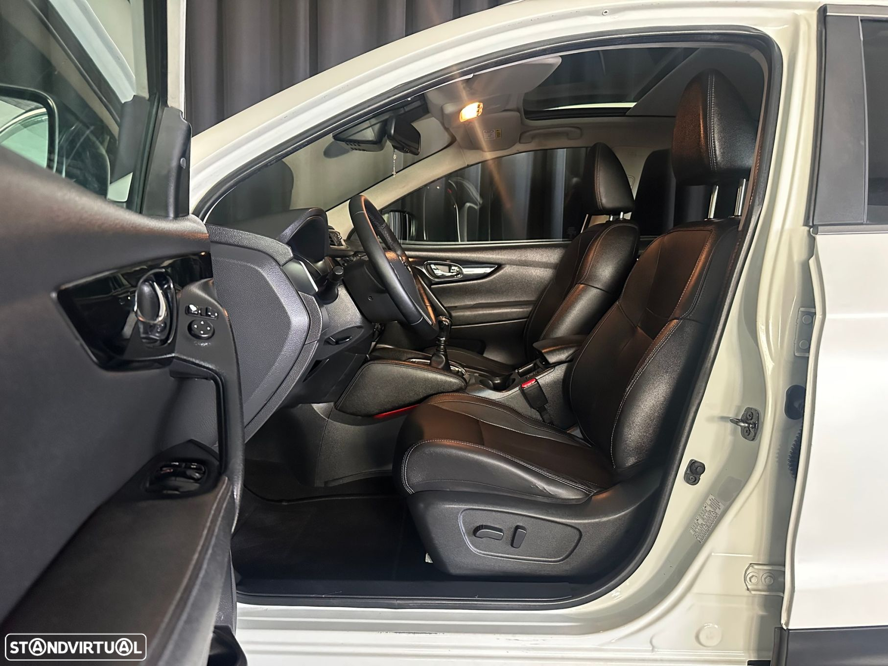 Nissan Qashqai 1.5 dCi Tekna Premium Pele - 11