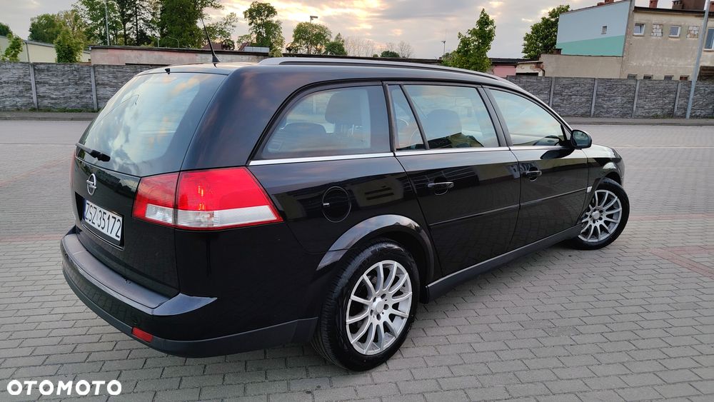 Opel Vectra 1.8 Essentia - 26