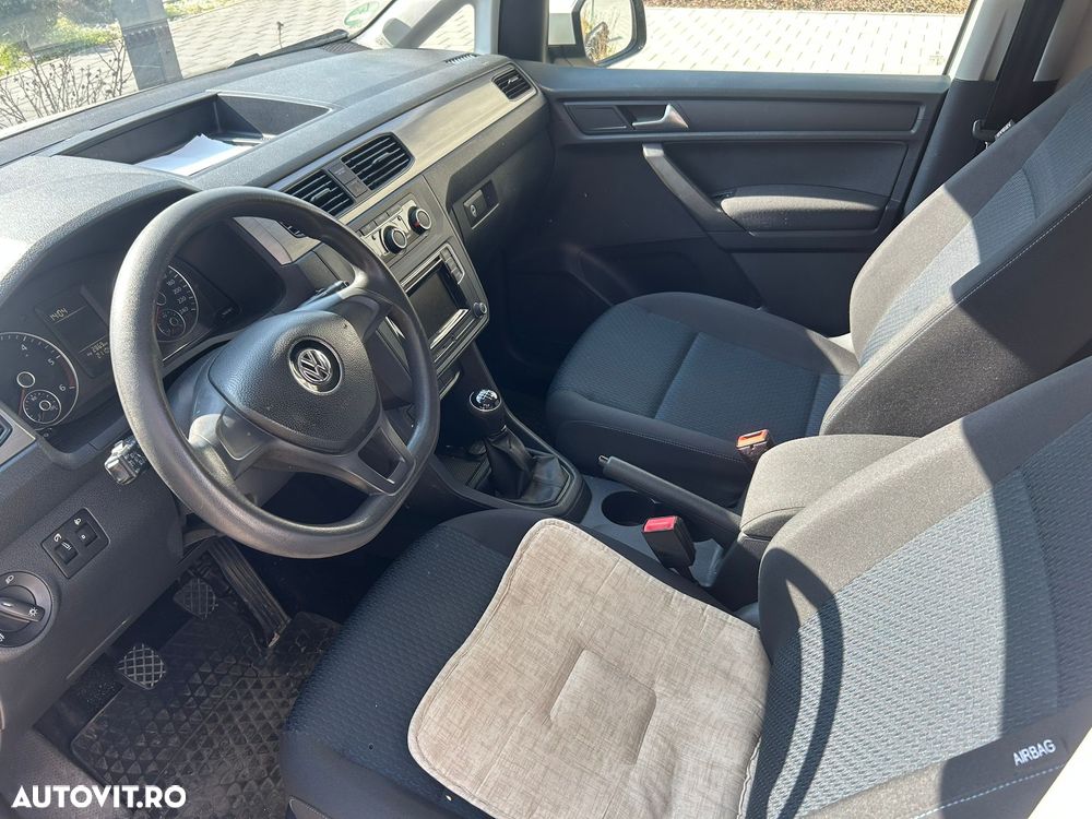 Volkswagen Caddy - 4