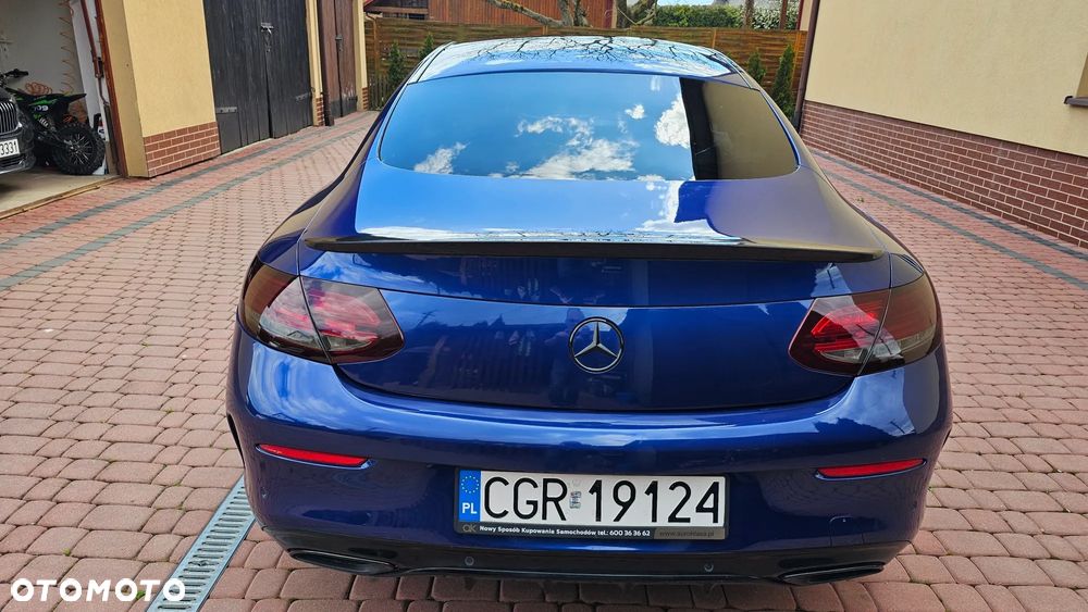 Mercedes-Benz Klasa C 200 7G-TRONIC - 28