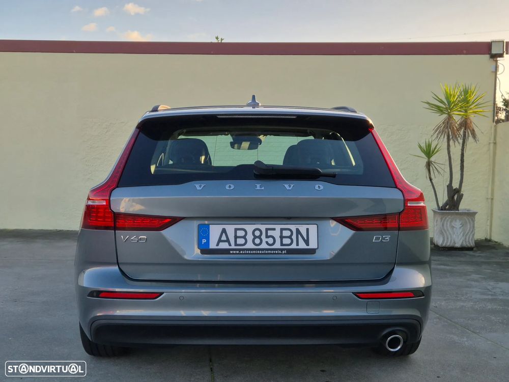 Volvo V60 2.0 D3 Momentum Plus - 15