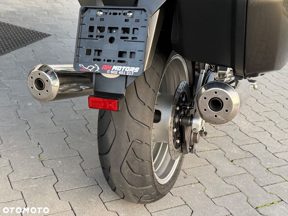 Yamaha FJR - 12
