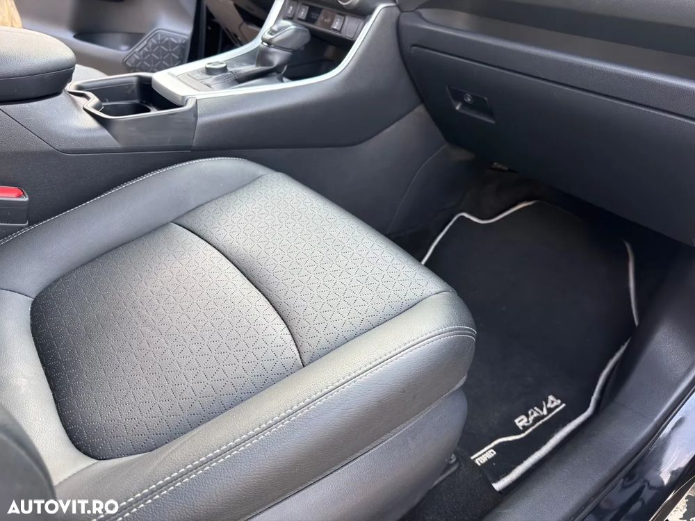 Toyota RAV4 2.5 4x4 Club - 17