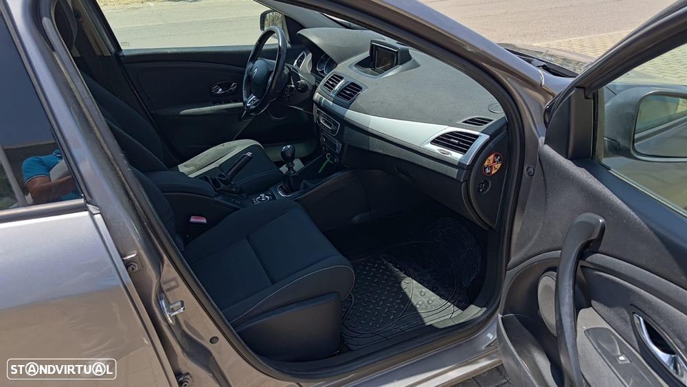 Renault Mégane Sport Tourer dCi 110 FAP Paris Business - 7