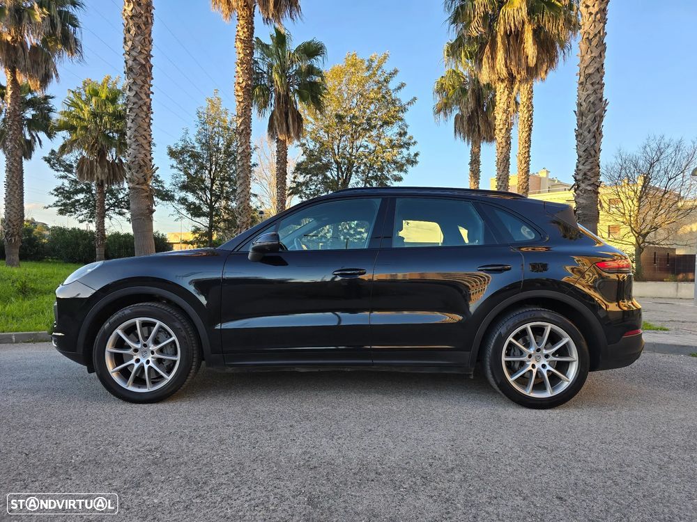 Porsche Cayenne S - 2