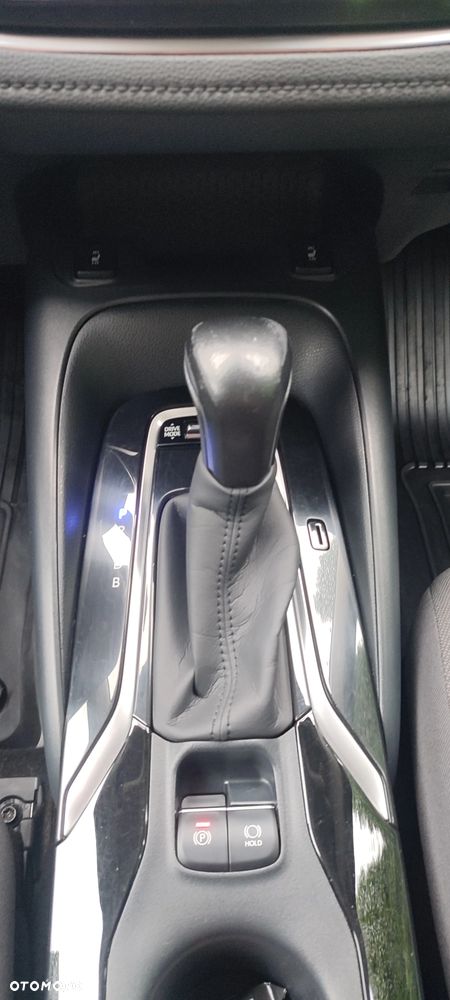 Toyota Corolla 1.8 Hybrid Comfort - 14