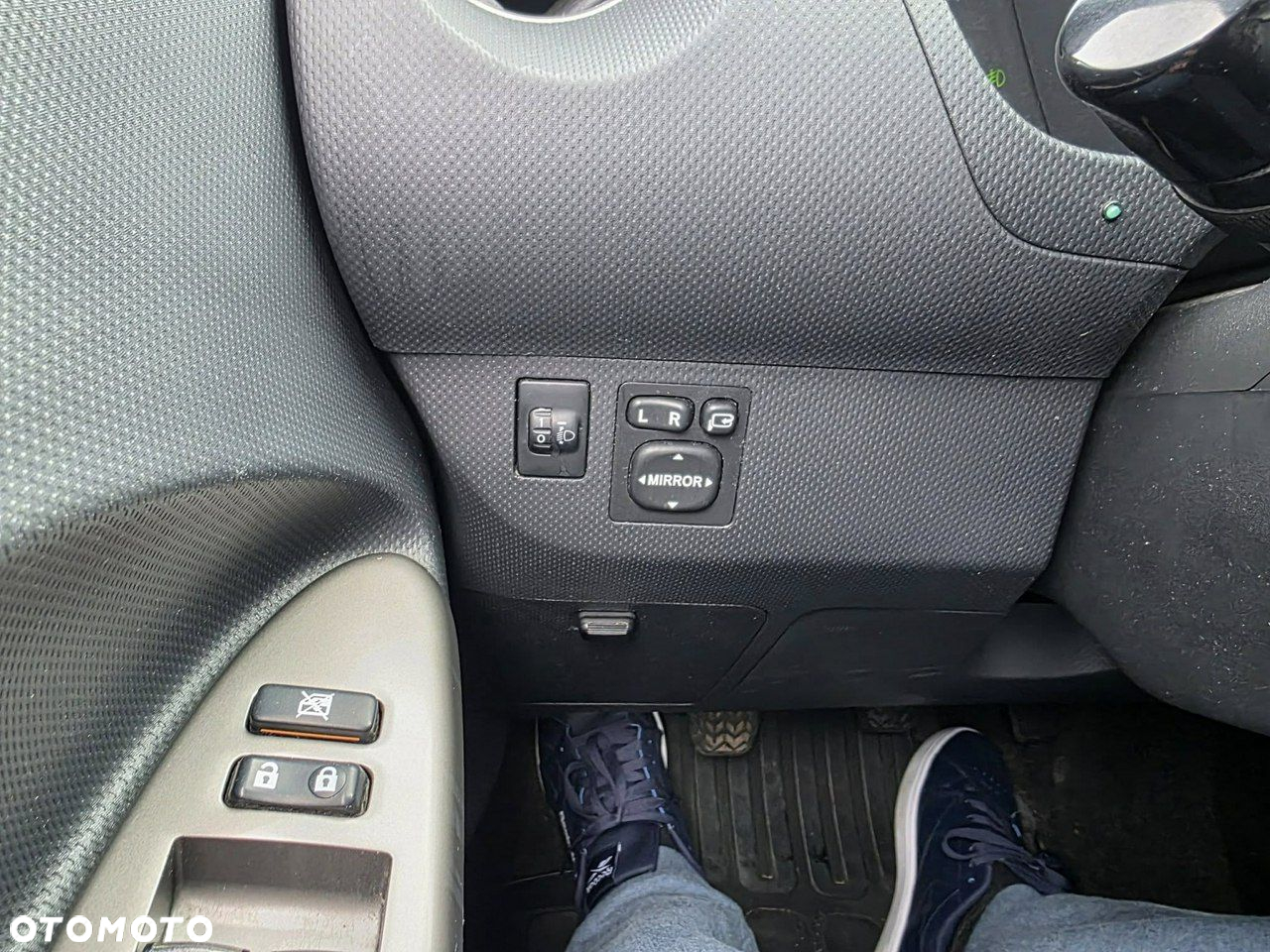Toyota Urban Cruiser 1.33 Sol - 12