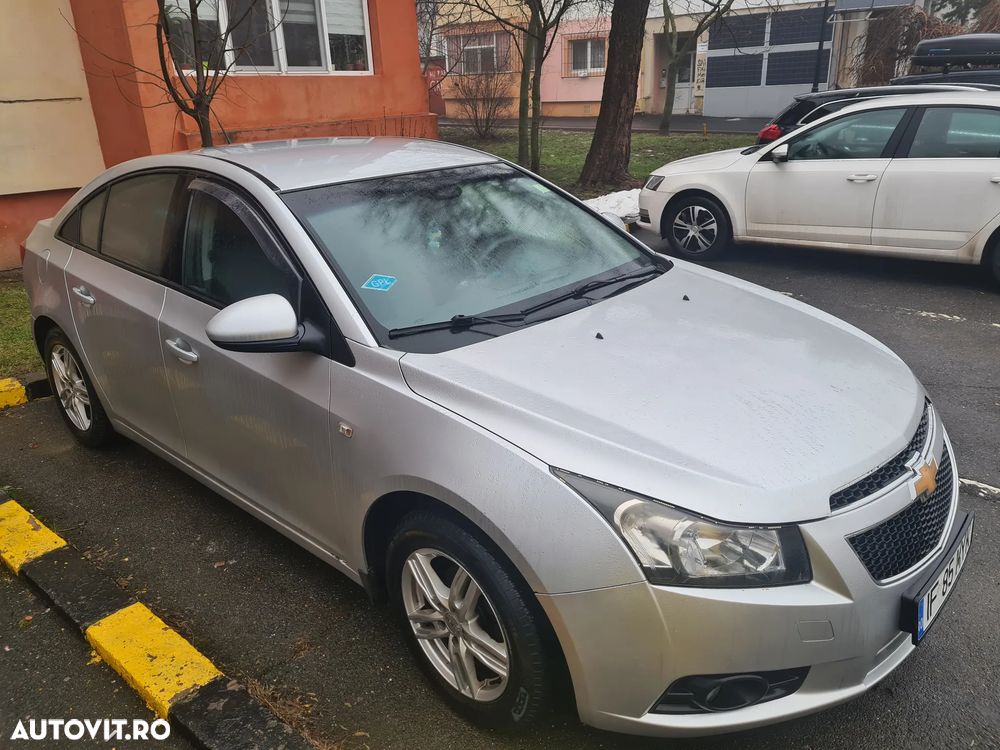 Chevrolet Cruze 1.8 Ecotec LT - 1