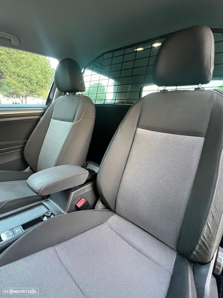 VW Golf 1.6 TDi Trendline DSG - 10