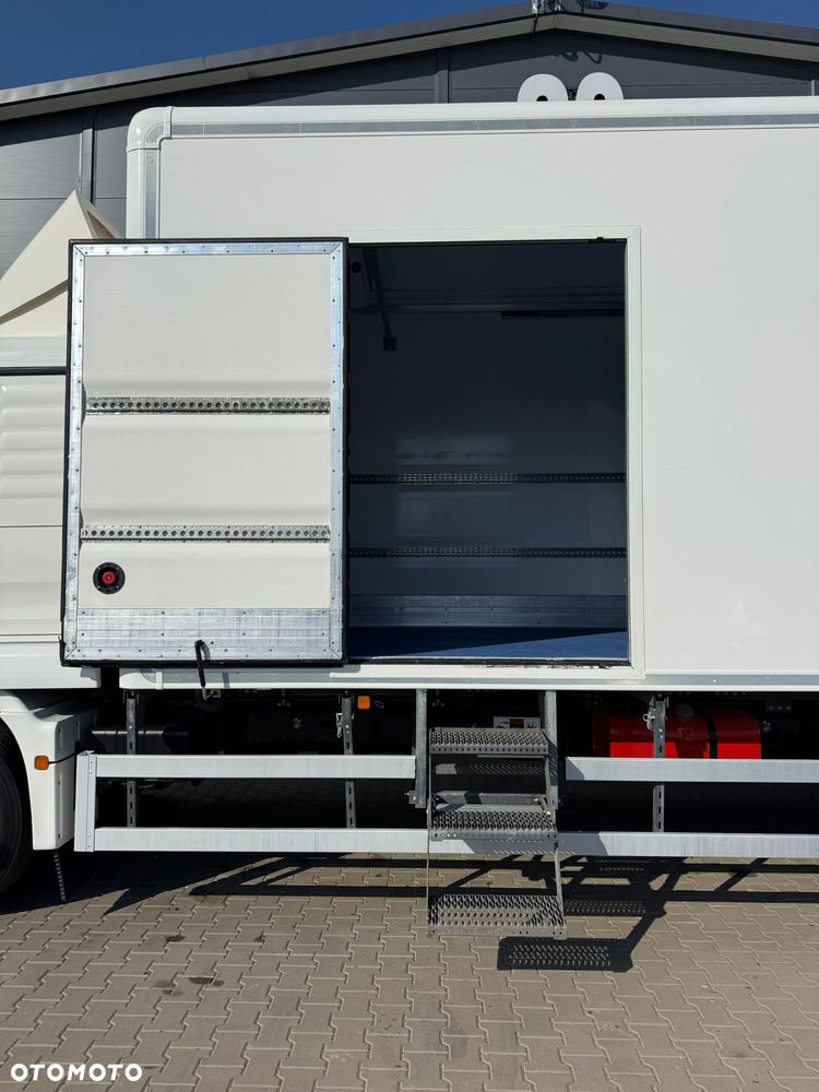 MAN TGM TGS TGX 26.320 chłodnia multitemperatura  22Epal // sypialka // oś skrętna - 9