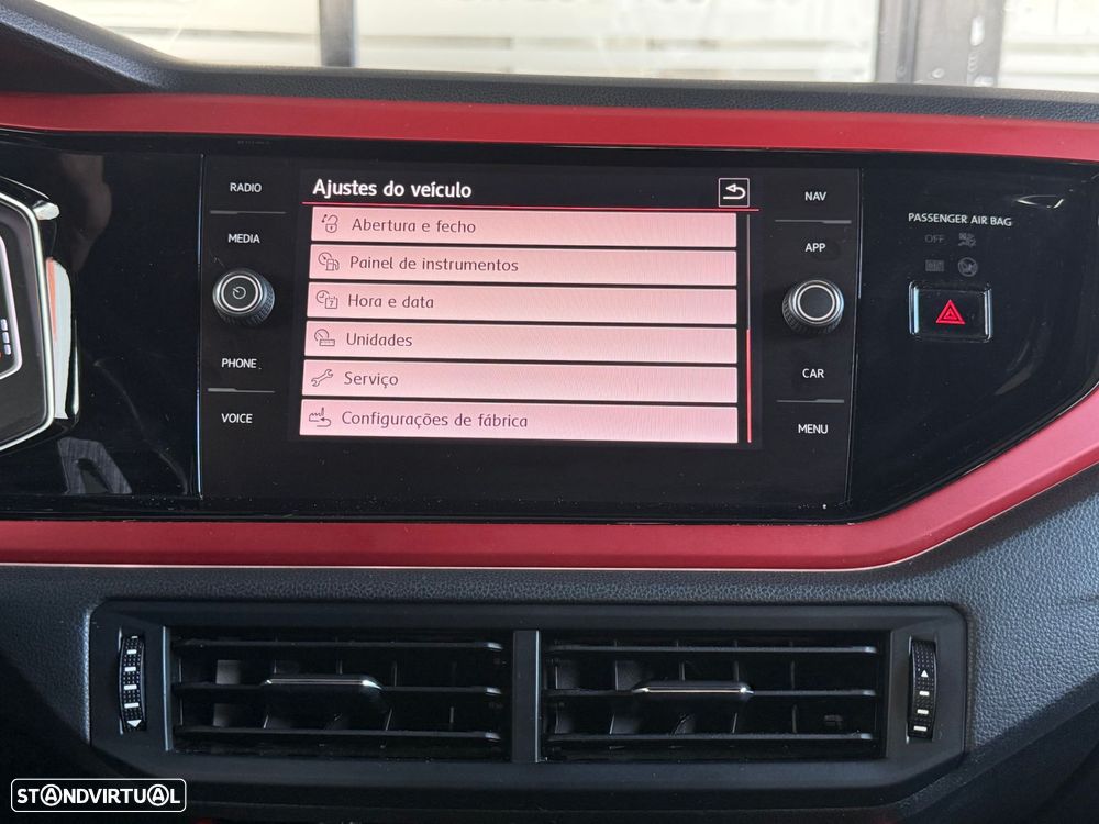 VW Polo 2.0 TSI GTI DSG - 54