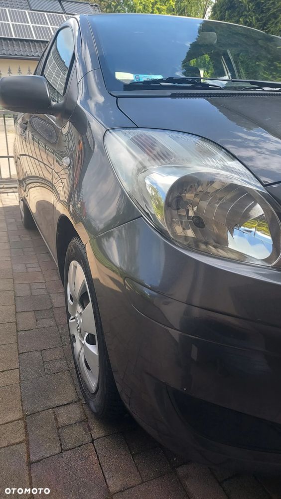 Toyota Yaris 1.33 Luna - 6