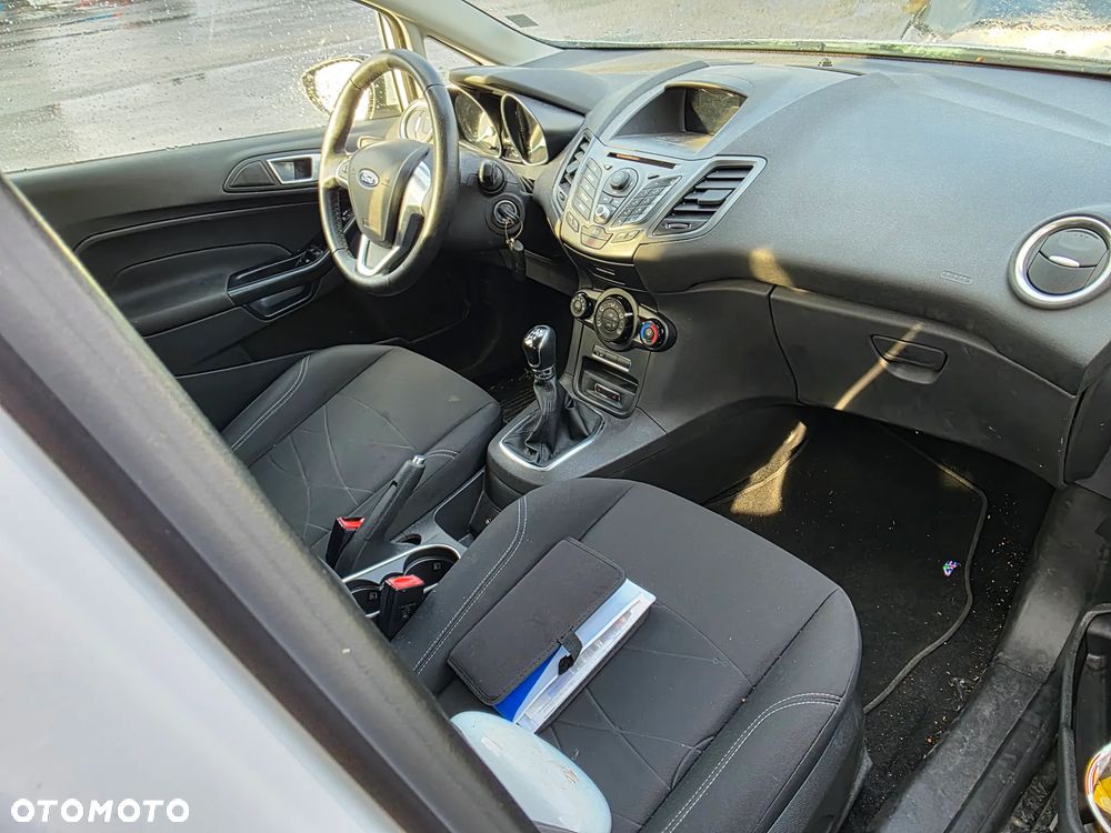 Ford Fiesta ver-1-0-ecoboost-s-s-trend - 5