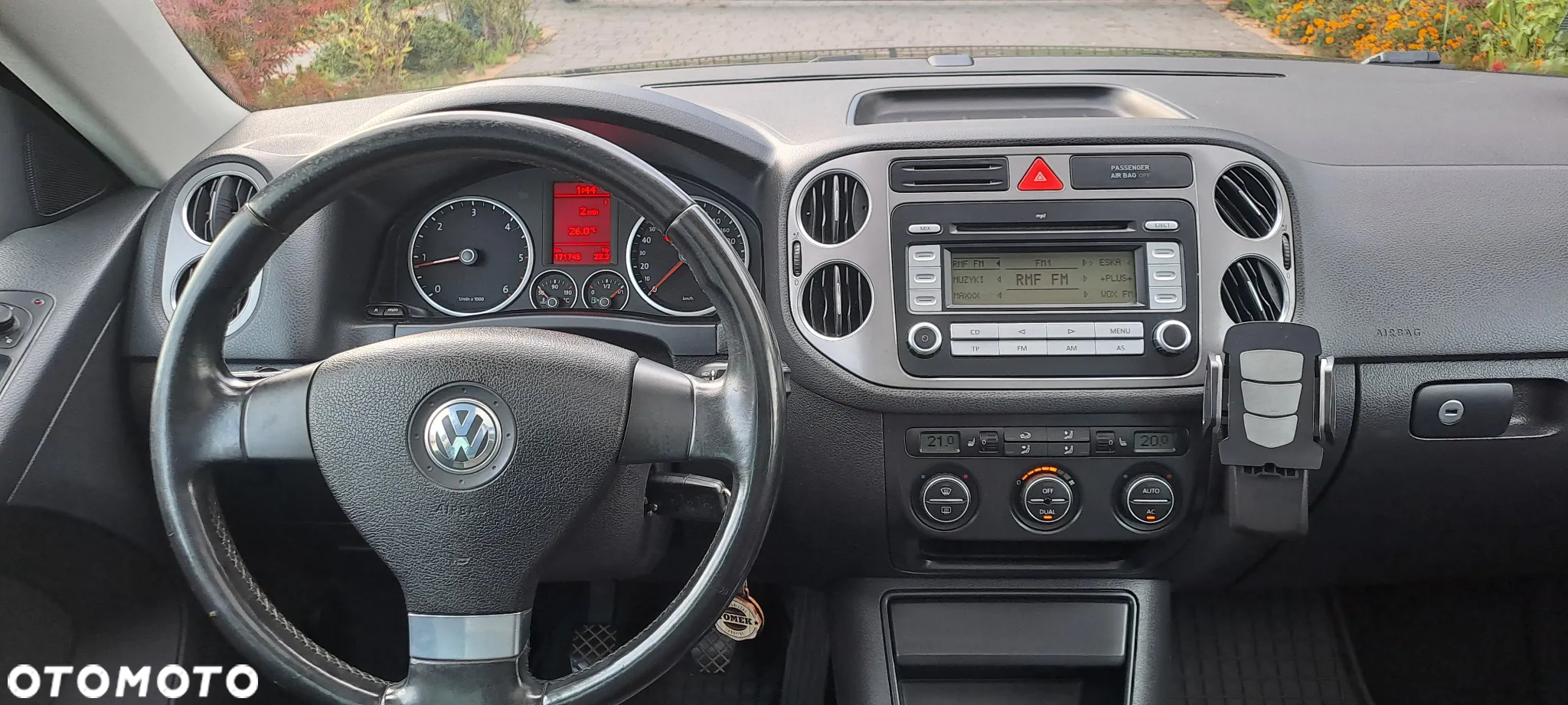 Volkswagen Tiguan - 7