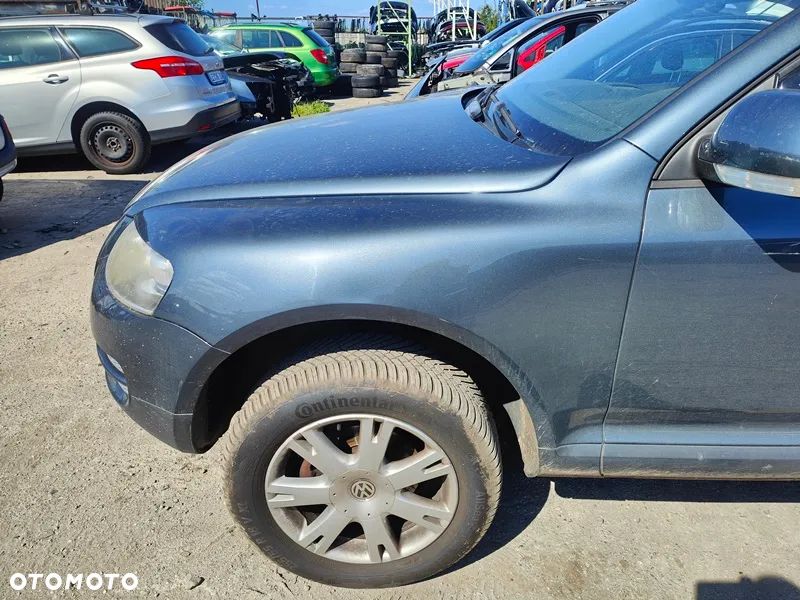 VW TOUAREG 05r BŁOTNIK LEWY PRZÓD PRZEDNI LD7U - 1