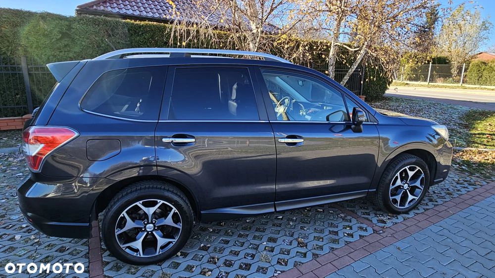 Subaru Forester 2.0XT Platinum Lineartronic - 6