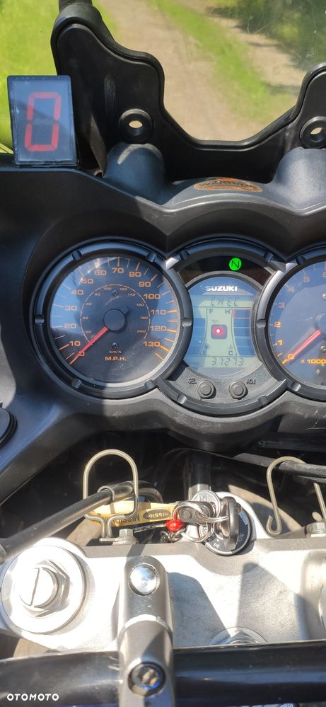 Suzuki DL - 10