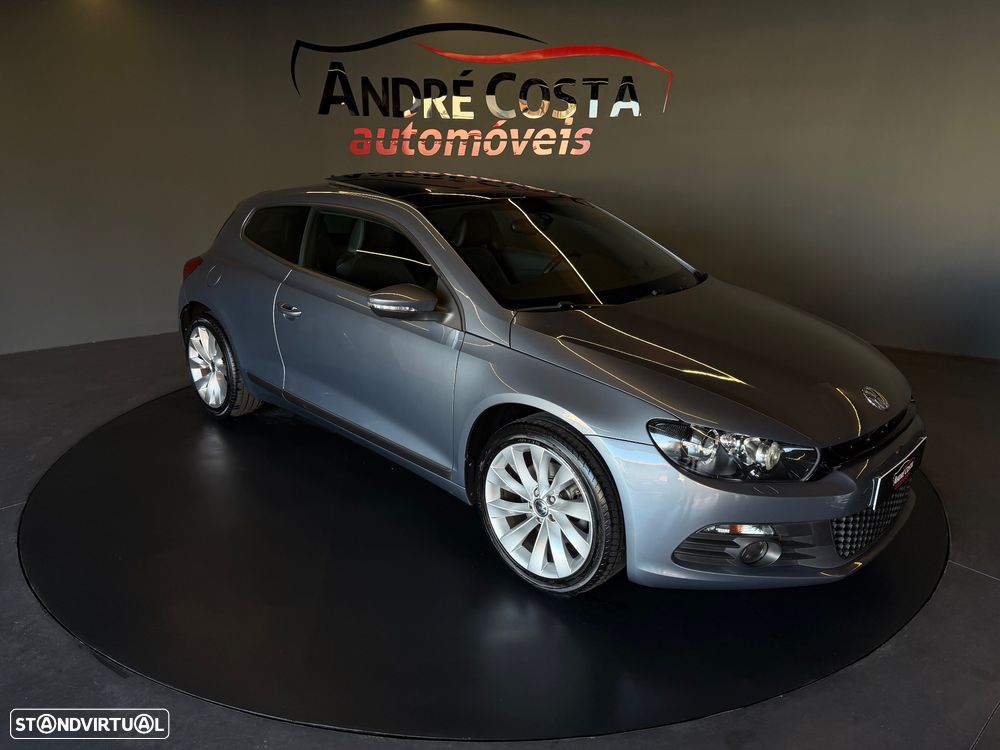 VW Scirocco 2.0 TFSi Sport DSG - 2
