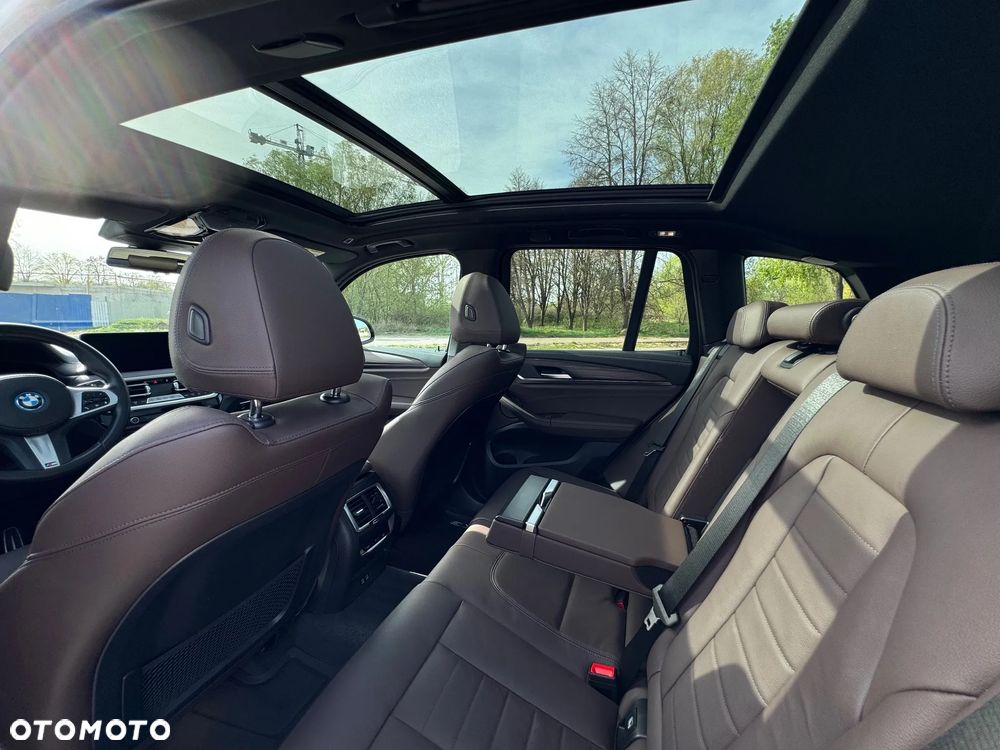 BMW iX3 80kWh Impressive - 25