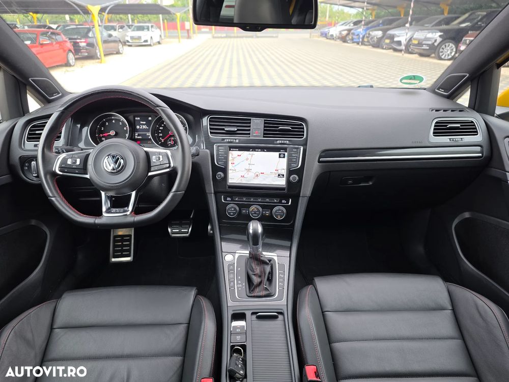 Volkswagen Golf GTI Performance BlueMotion Technology DSG - 10