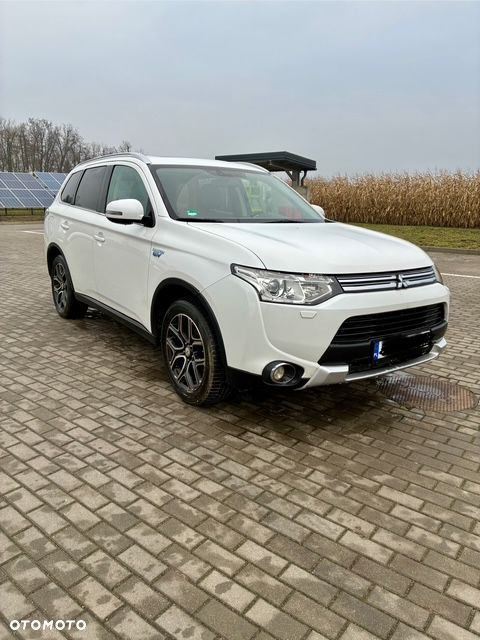 Mitsubishi Outlander 2.0 4WD - 2