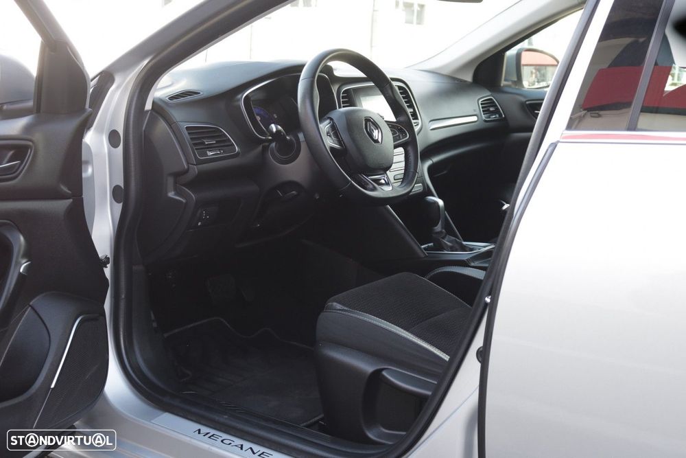 Renault Mégane Sport Tourer 1.5 Blue dCi GT Line EDC - 19
