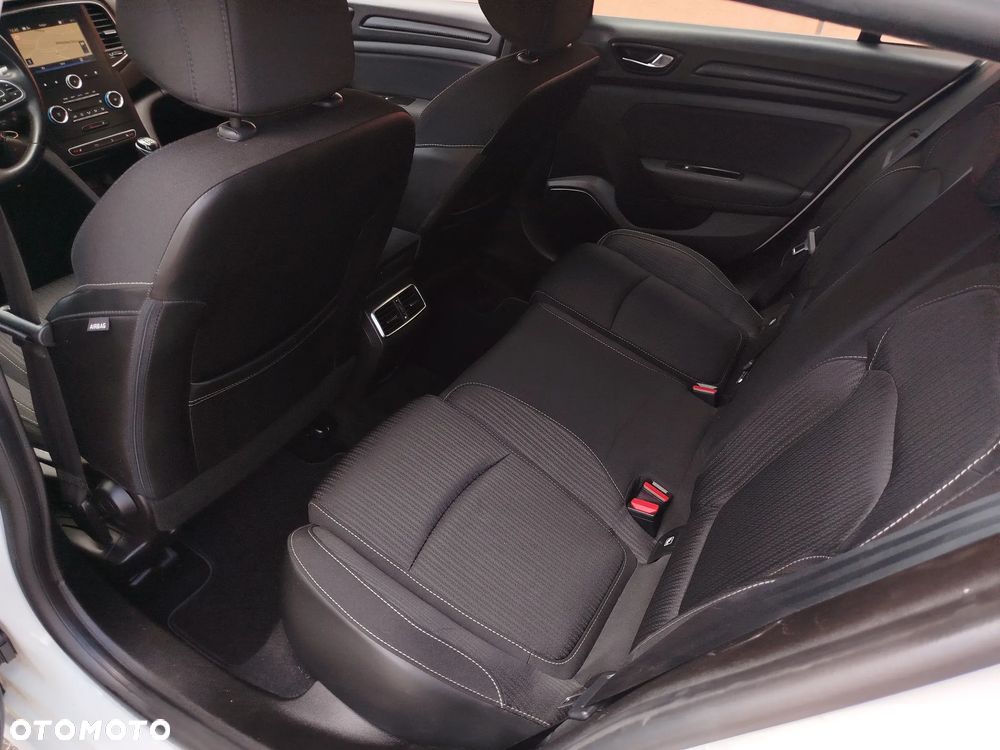 Renault Megane ENERGY TCe 130 INTENS - 23