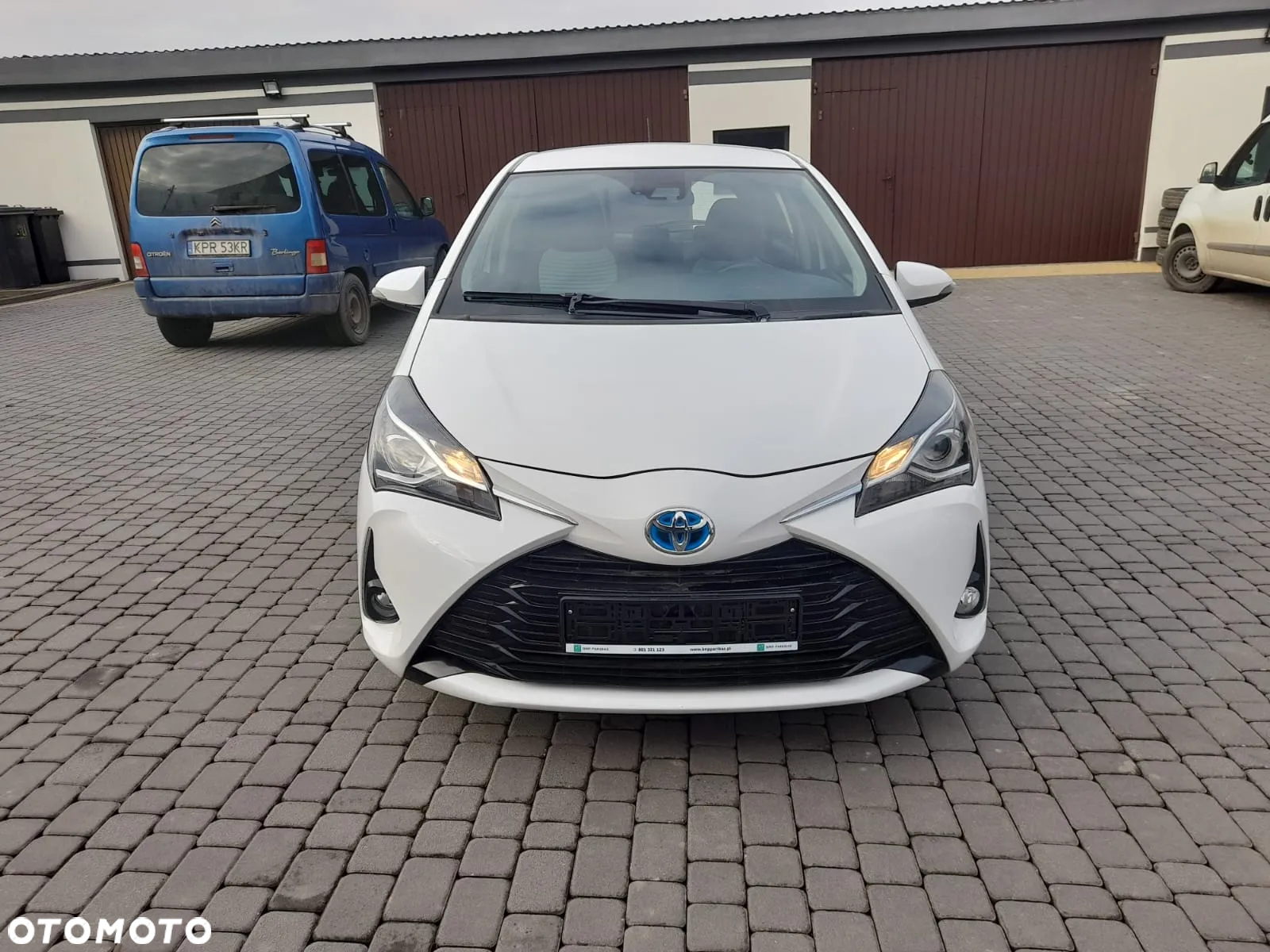 Toyota Yaris - 10