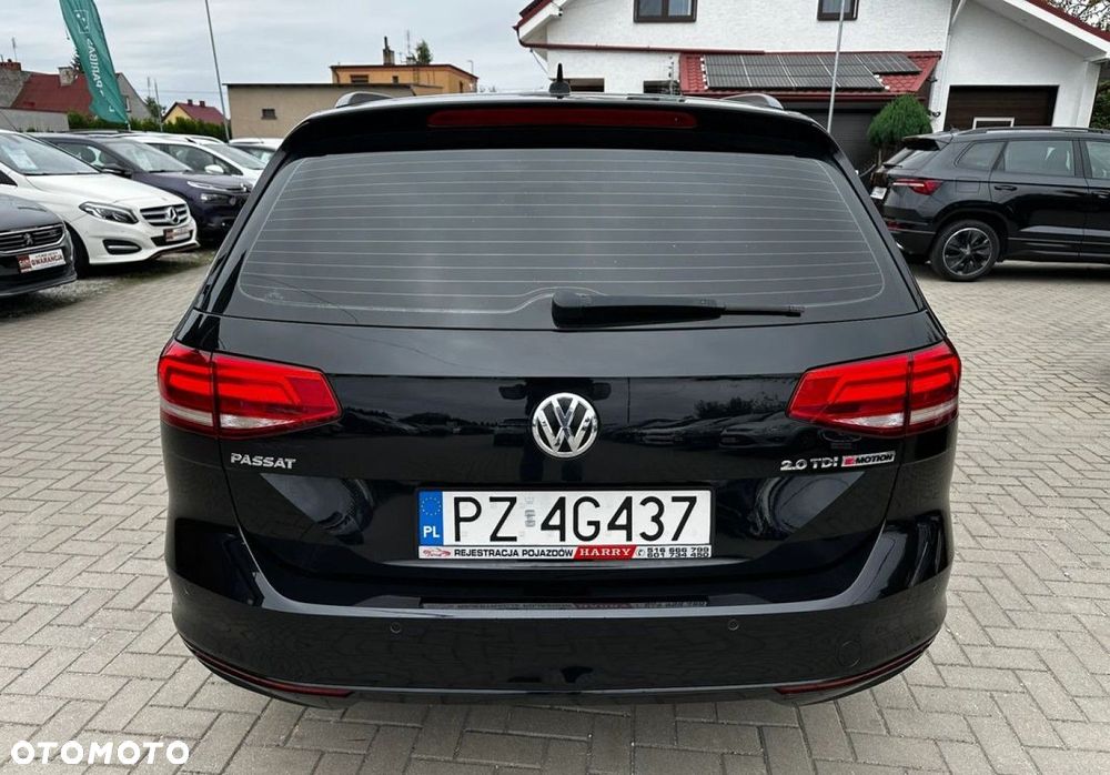Volkswagen Passat - 36