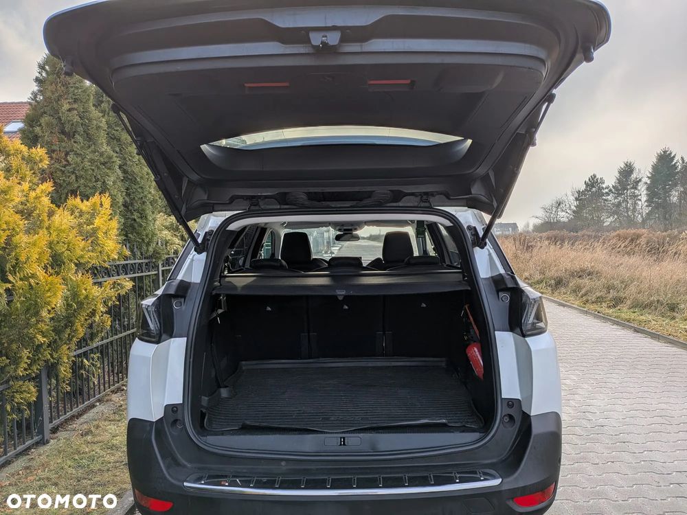 Peugeot 5008 1.5 BlueHDi Allure S&S EAT8 - 16